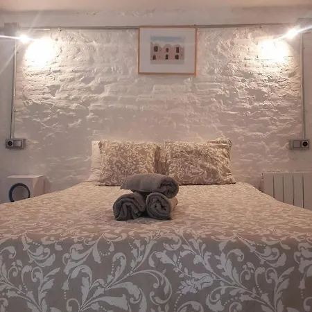 Διαμέρισμα Downtown Loft In A 16th Century Convent