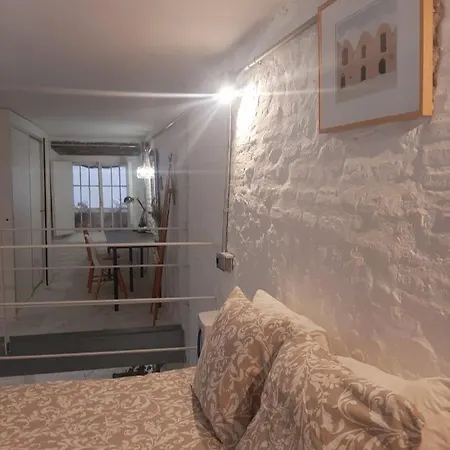 Διαμέρισμα Downtown Loft In A 16th Century Convent *