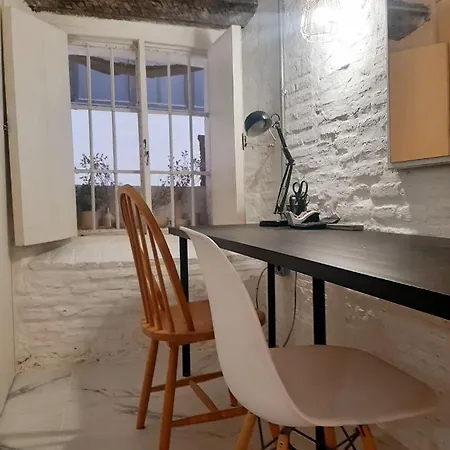 アパート Downtown Loft In A 16th Century Convent セビリア